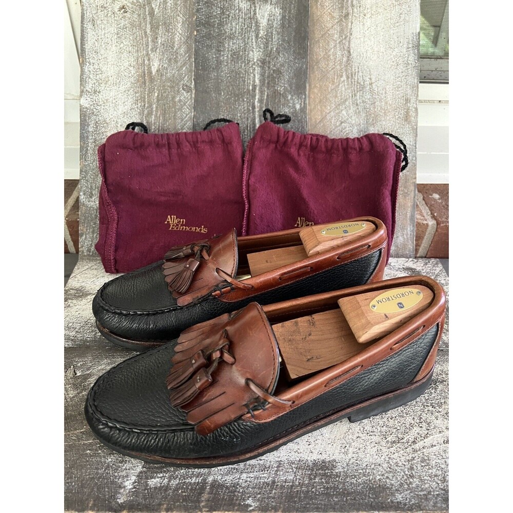 Allen Edmonds Nashua 42250 Men's Black/Brown Leather Tassel Loafer - Size 8.5